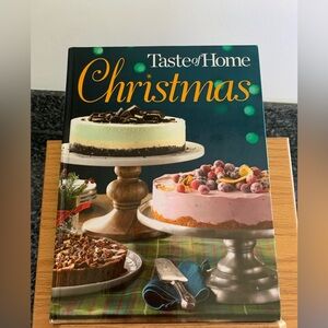 Taste of Home Christmas Cookbook 2016